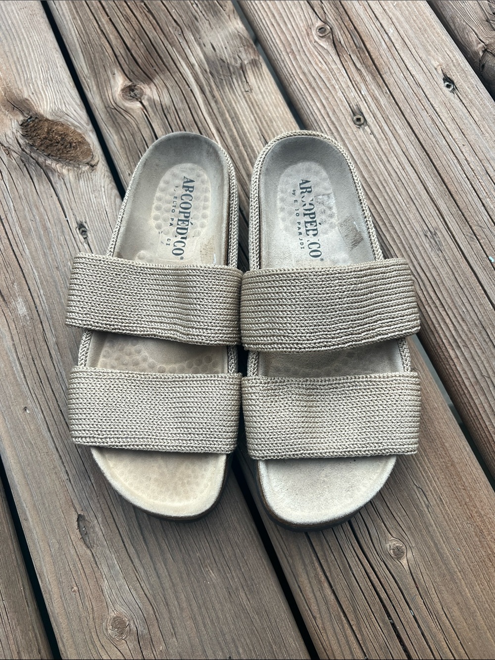 Arcopedico knit strap slides